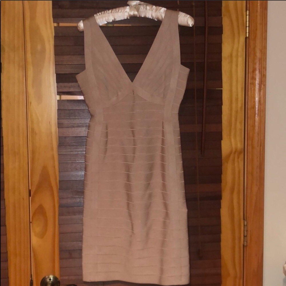 Herve Leger Bandage Dress. Beige. Medium
